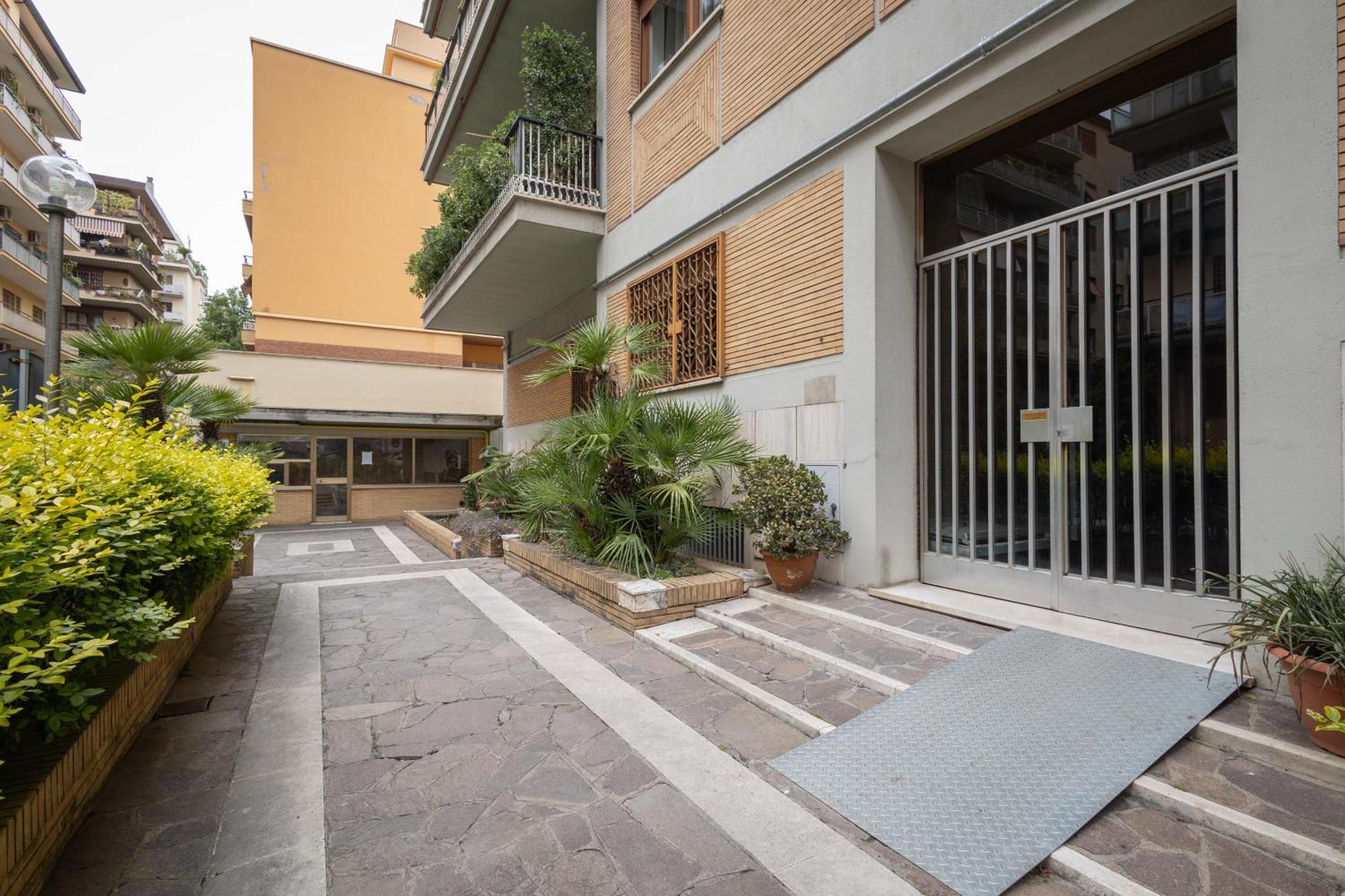 La Dimora Del Vagamondo - Ingresso In Comune Apartment Rom